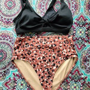 Old Navy Black and Leopard Bikini Size Small